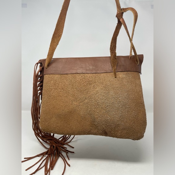 Boho Hand Made Leather and Suede Fringe Crossbody Satchel🖤 - Picture 4 of 16